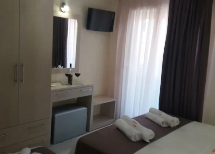 Lydia ホテル Skála Marión